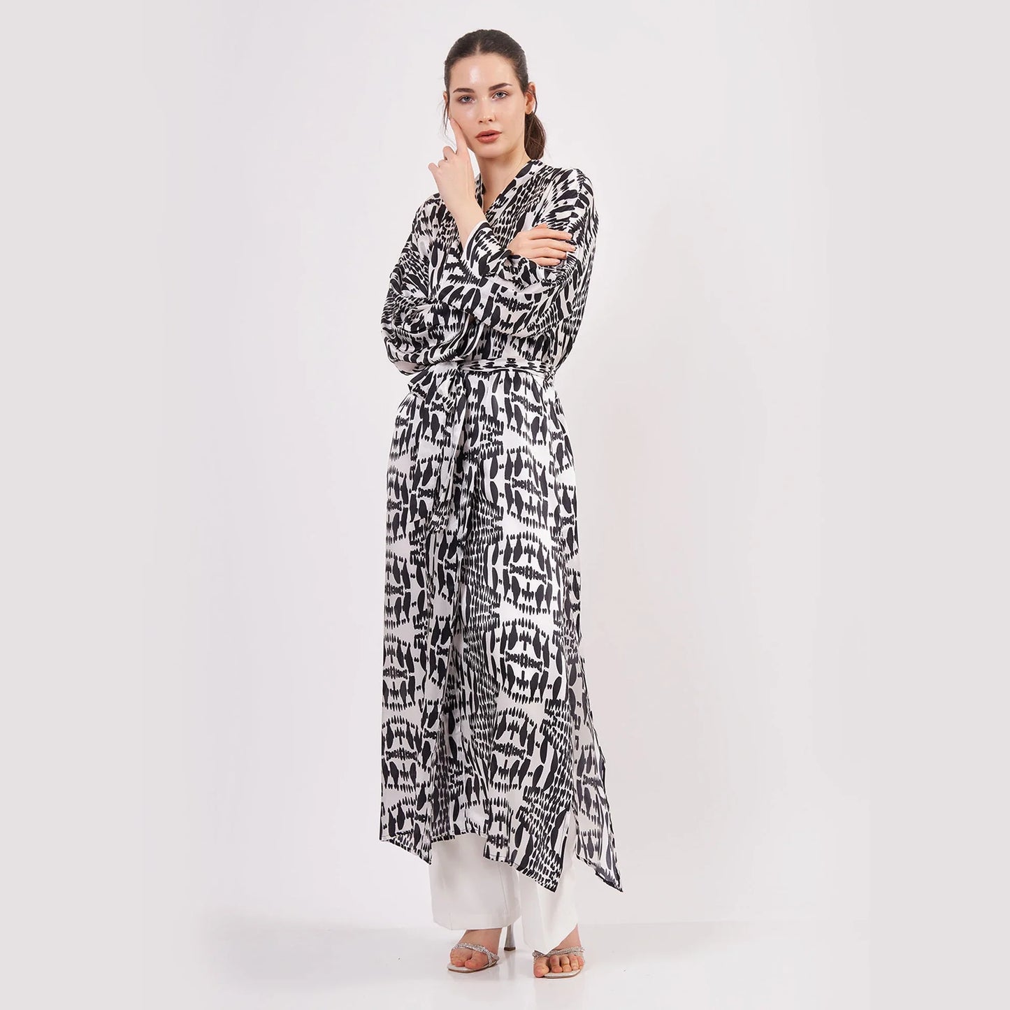 Saf İpek Uzun Kimono Kaftan | Siyah-Beyaz Desenli | Nomads Felt
