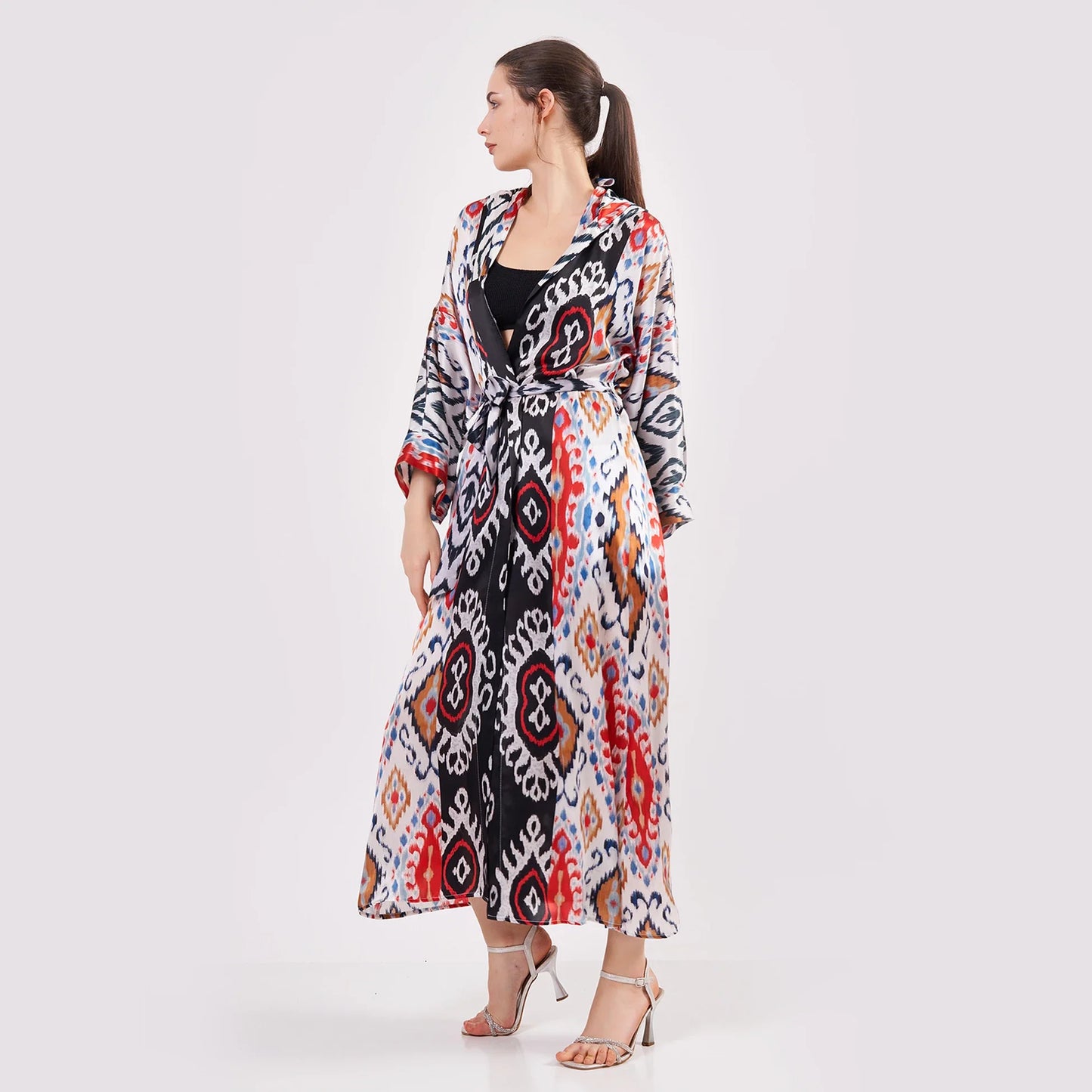 Saf İpek Kapüşonlu Kimono Kaftan | Kırmızı Siyah İkat Desen | Nomads Felt