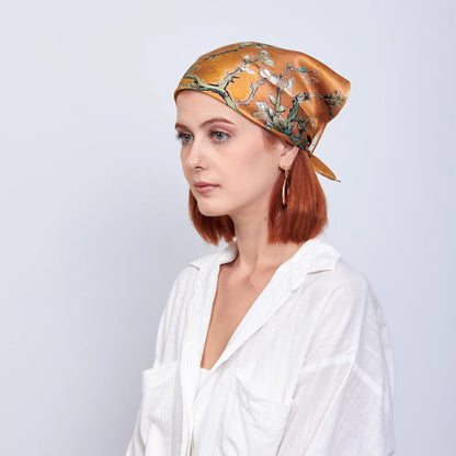 Saf İpek Bandana  Fular | 55x55 cm | Van Gogh Badem Ağacı Gold | Nomads Felt