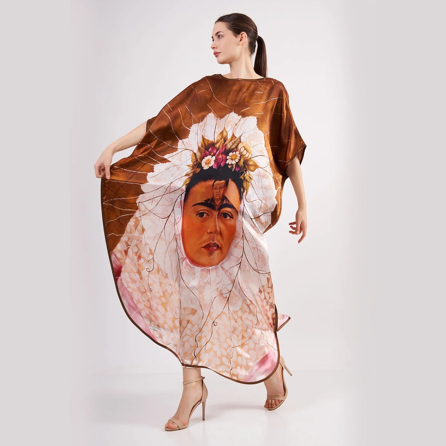 Frida Kahlo 5 Desenli İpek Elbise
